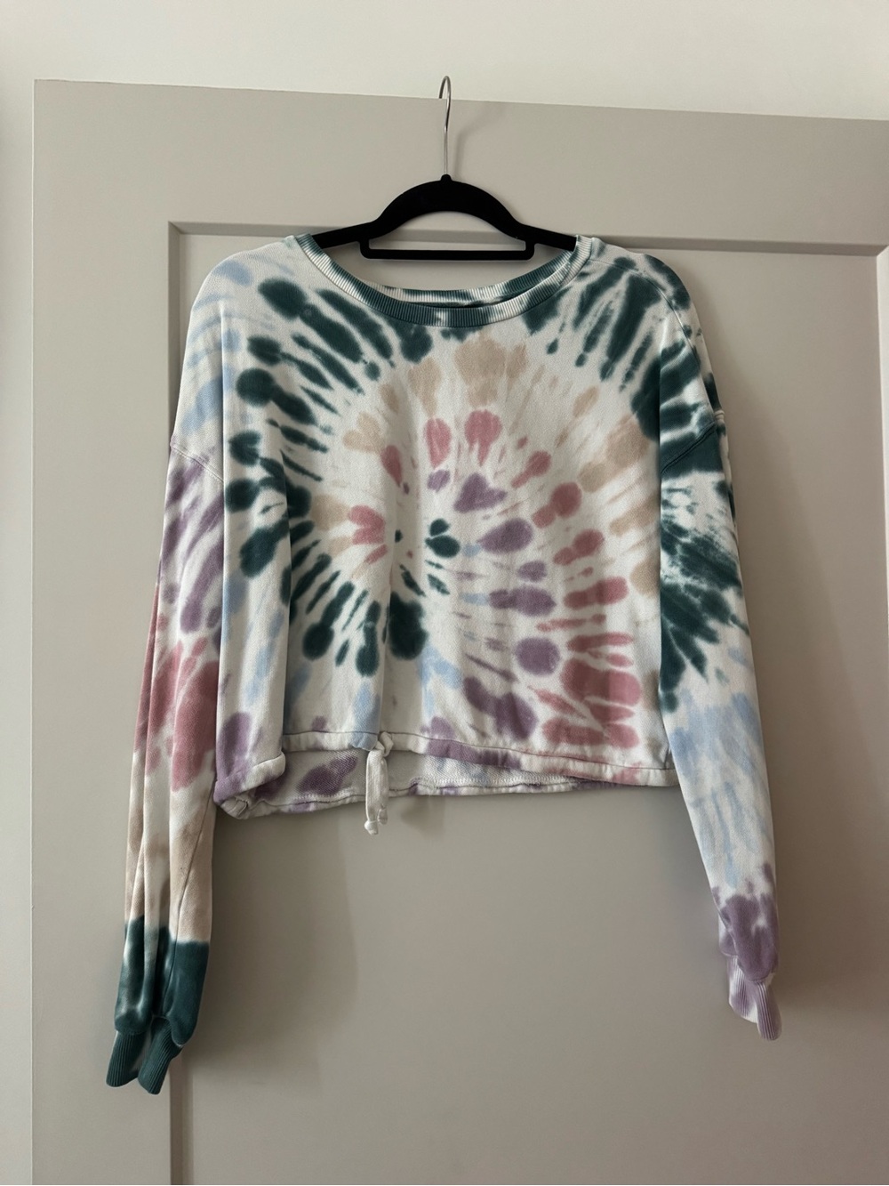 Lucky Brand Tie-Dye Drawstring Cropped Sweatshirt